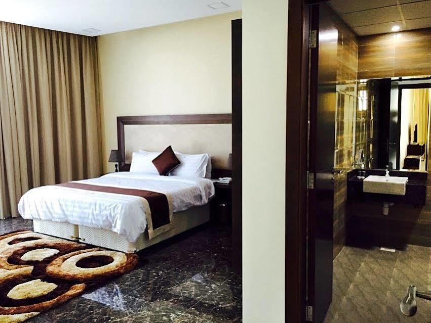 المنامة Belle Tower Luxury Apartments المظهر الخارجي الصورة