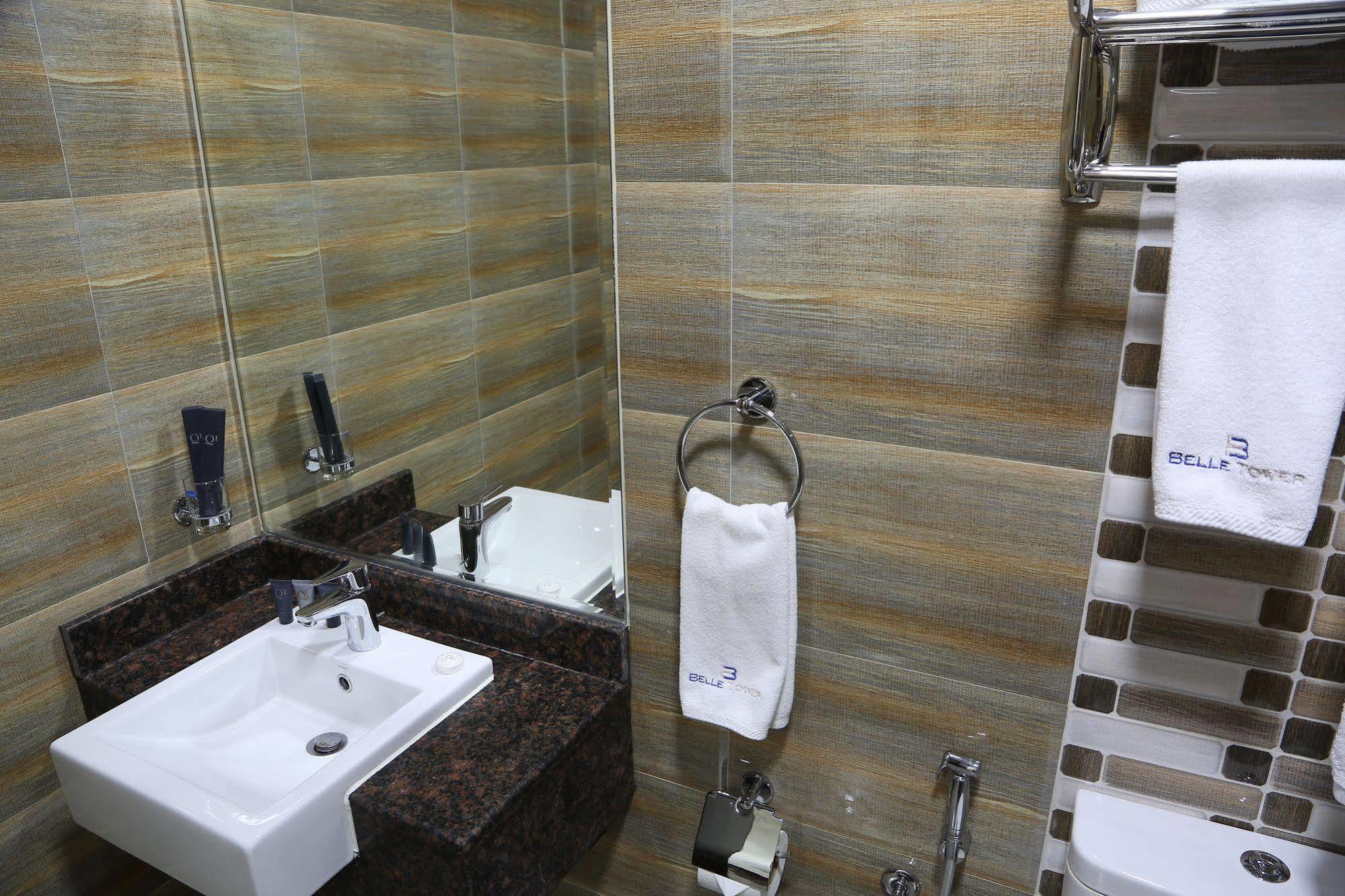 المنامة Belle Tower Luxury Apartments المظهر الخارجي الصورة